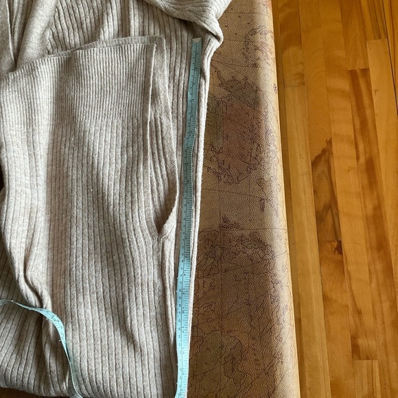 Cozy Ribbed Knit Cardigan H&M - Picture 5 of 6